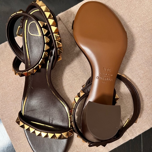 Valentino Sandals - Picture 2 of 2